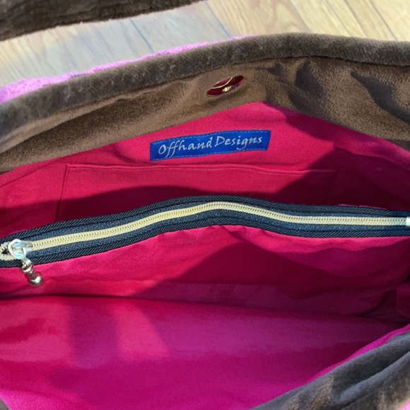 Offhand Designs Handbag - Picture 4 of 5